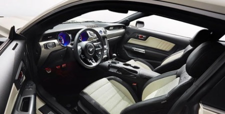 Ford-mustang-50-anos-interno-AutoMiG